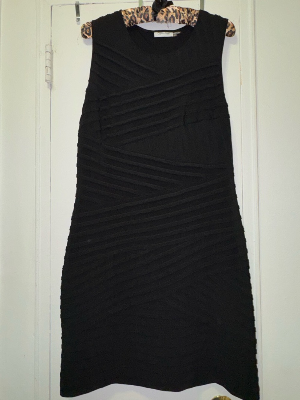 Calvin Klein Classic Black Sleeveless Textured Sheath Dress Size 14
